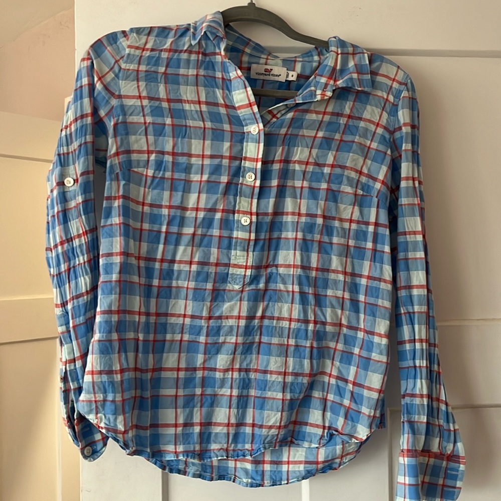 Lightweight button up